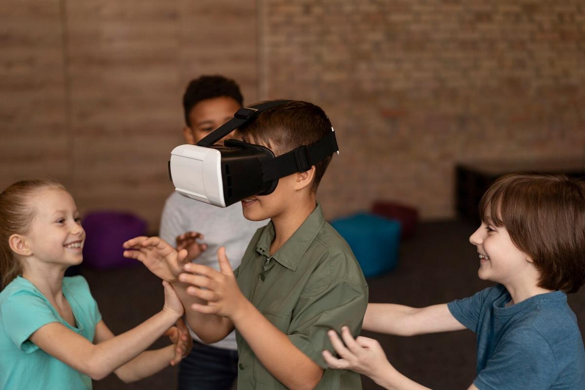 VR in Classrooms: Immersive Learning Experiences