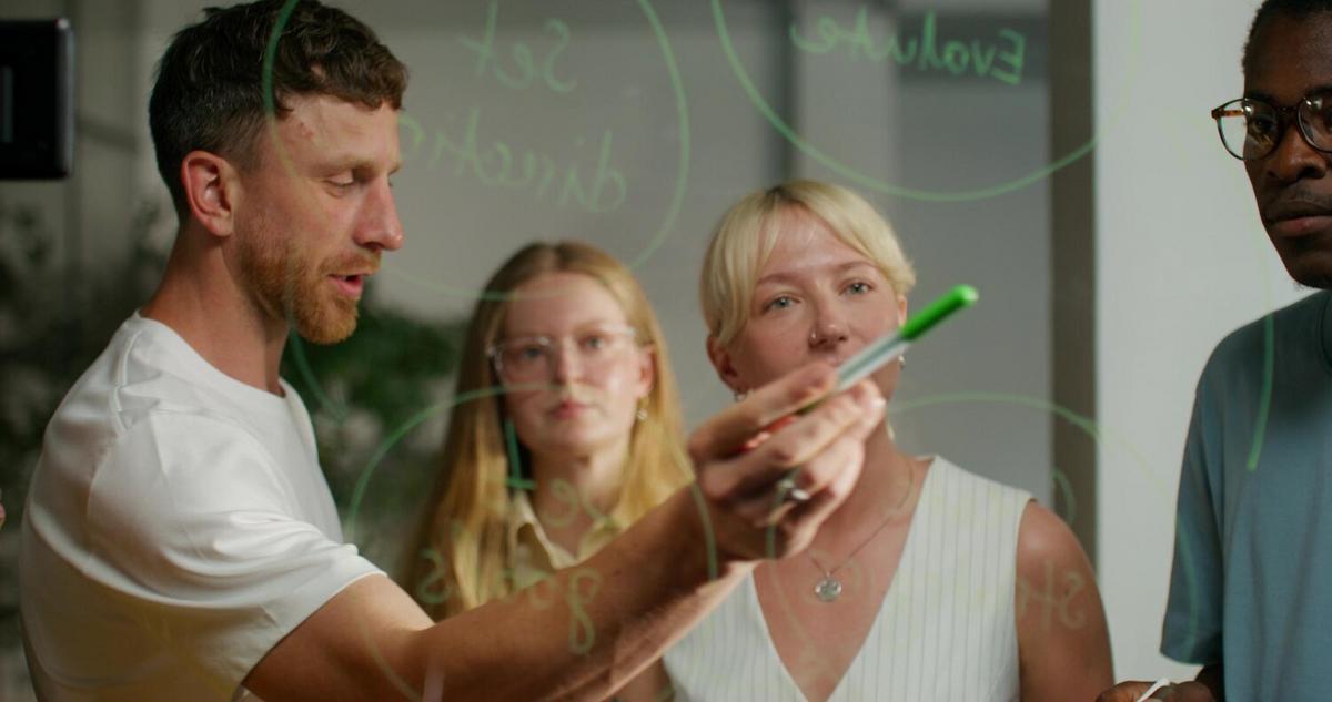 Behind the Scenes: How Online Courses are Developed